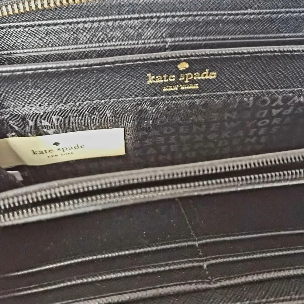 Kate Spade Wilson Road wallet